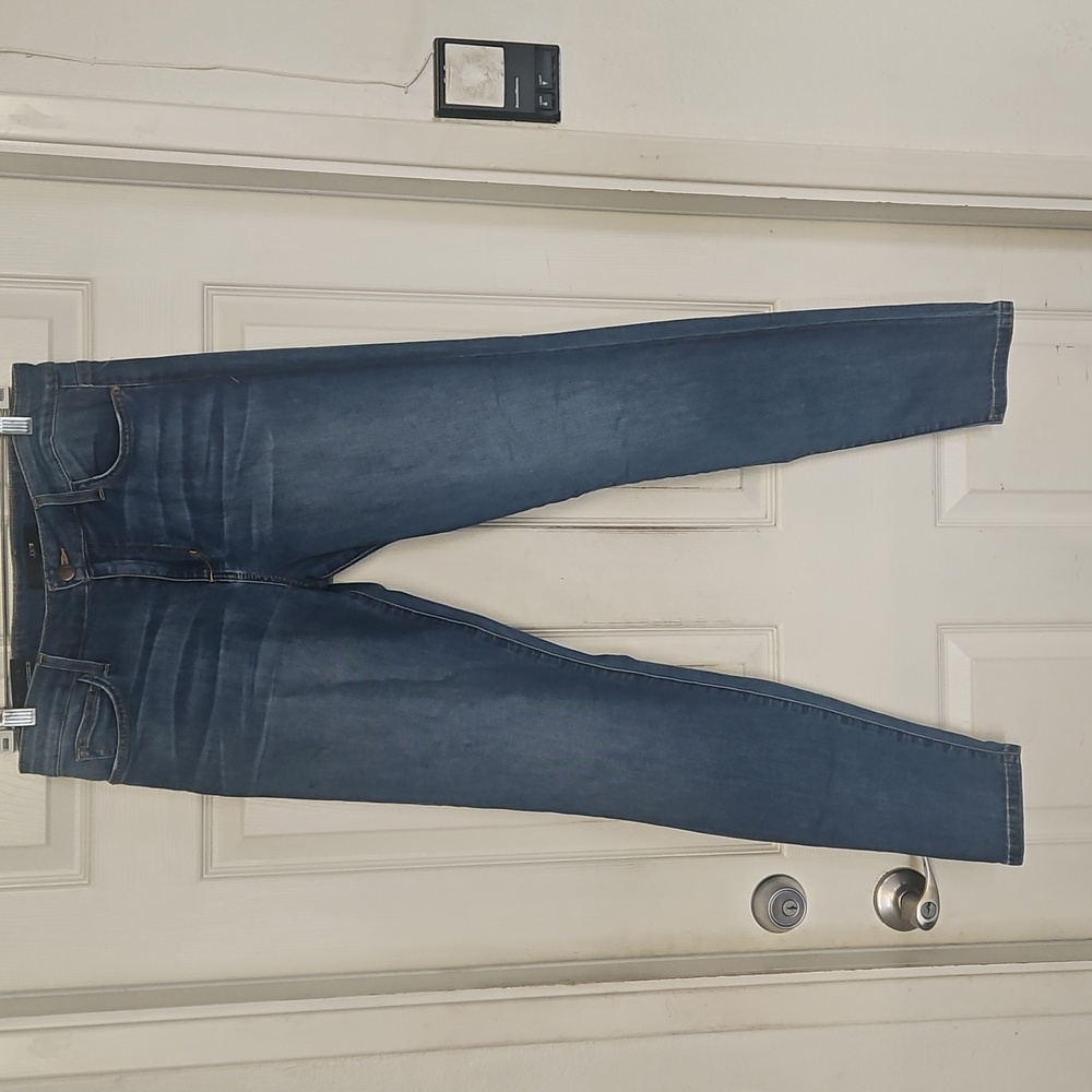 Joe’s Jeans The Skinny Size 32 New